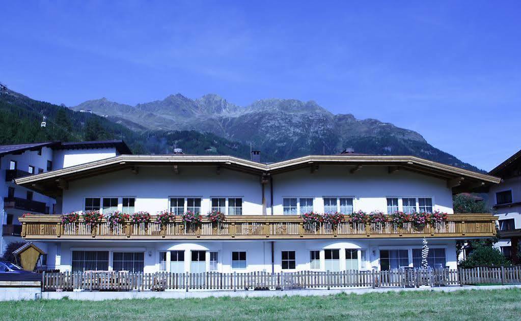 Gaestehaus Europa Solden Exterior photo